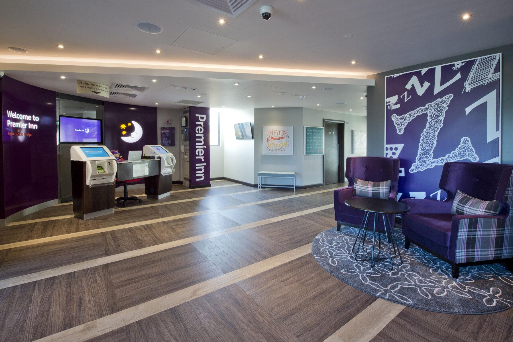 Premier Inn London Tolworth Kingston upon Thames  Εξωτερικό φωτογραφία